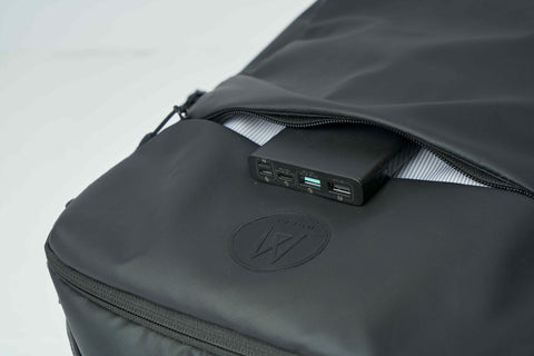 Ruksak MORAL BAGS Nova Straya, crna, gornji džep s brzim pristupom za powerbank ili sitnice, vodootporni rPET