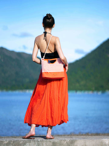 AkusukA - Z for Zip to Go Handbag