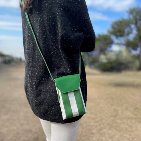 AskuksA R for Rectangle torbica za mobitel, zeleno-bijela, crossbody nošenje, lagan i kompaktan dizajn