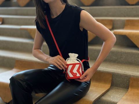 AkusukA - C for Circle Small Leather Drawstring Crossbody Bag and Handbag - Crvena